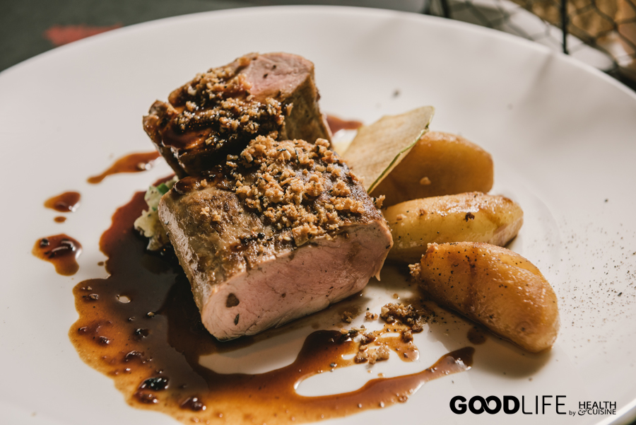 pork tenderloin caramelized Belchard apple 