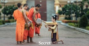 ใส่บาตร