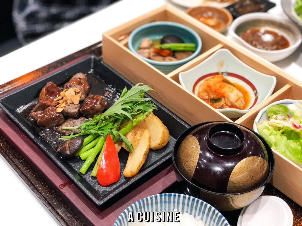 เนื้อหั่นลูกเต๋า เทปปันยากิ