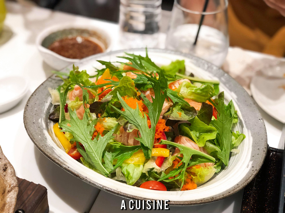 สลัดแซลมอน