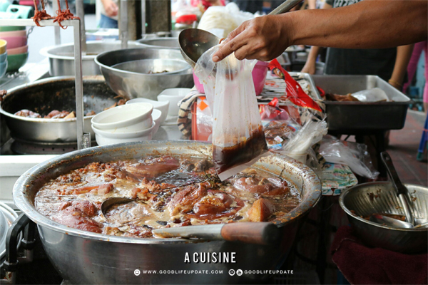 ก๋วยเตี๋ยวเป็ด-ขาหมู-เจ๊พร-ก๋วยเตี๋ยว-บางรัก-เจริญกรุง-ร้านอาหาร