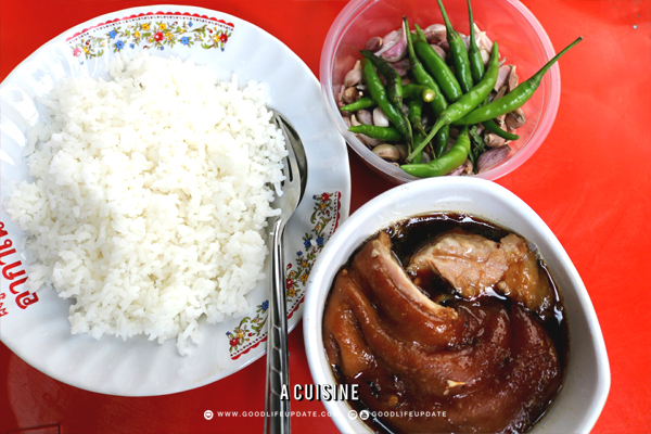 ก๋วยเตี๋ยวเป็ดขาหมู-เจ๊พร-ก๋วยเตี๋ยว-บางรัก-เจริญกรุง-ร้านอาหาร