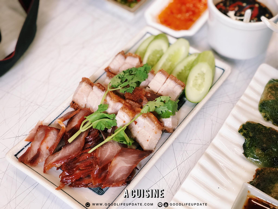  หมูแดงหมูกรอบราดซอส