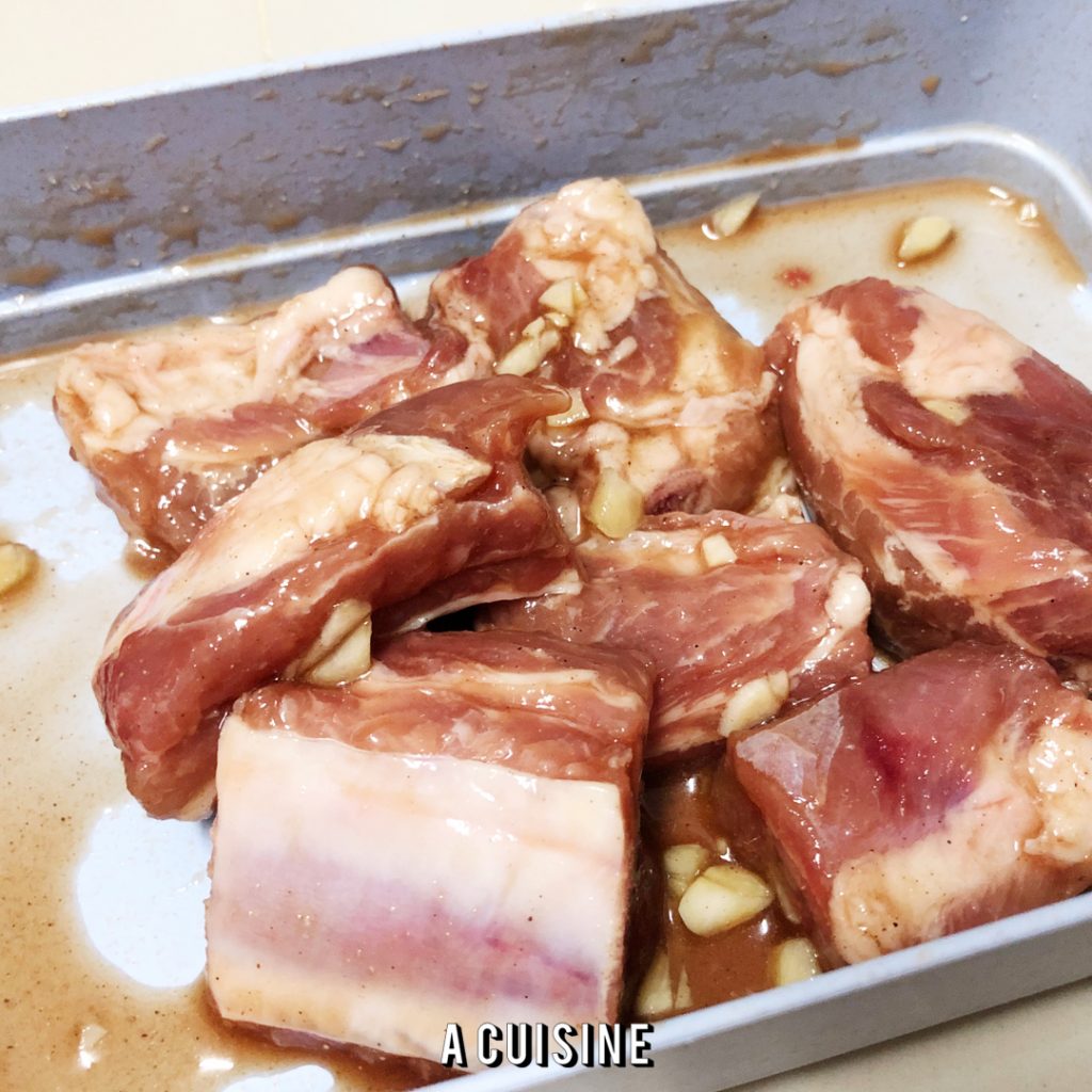 ผัดกิมจิซี่โครงหมู