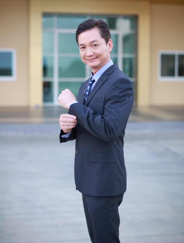 คุณนิพนธ์ อารีย์จิตเกษม กรรมการผู้จัดการ บริษัท เซ่งเฮง นูดเดิ้ล จำกัด